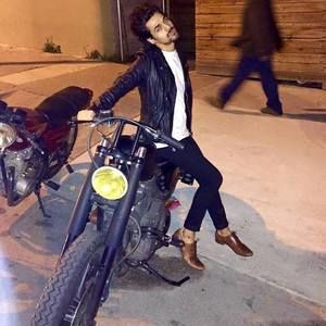 Meet your Posher, Oziel